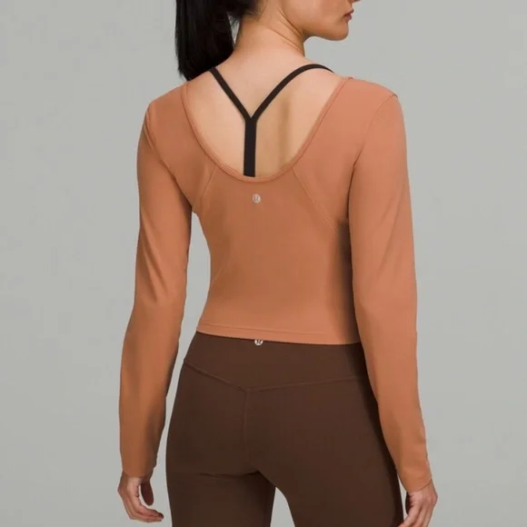 Lululemon Top - Picture 1 of 8